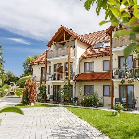 Gasthaus und Landhotel Wiedmann Eresing Exterior foto