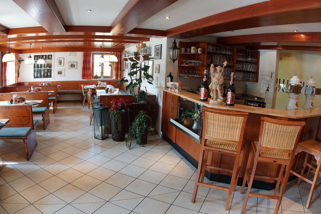 Gasthaus und Landhotel Wiedmann Eresing Exterior foto