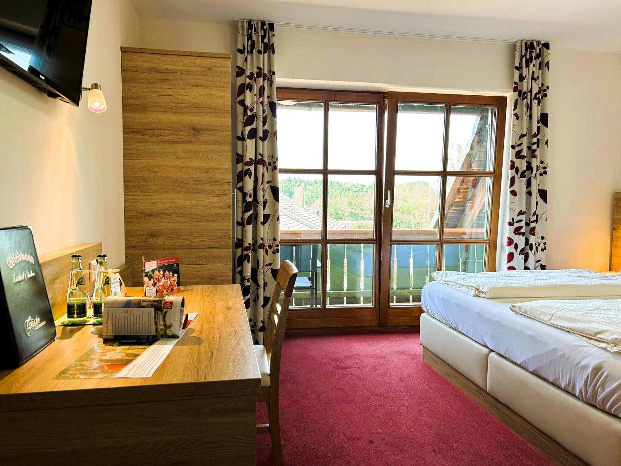 Gasthaus und Landhotel Wiedmann Eresing Exterior foto
