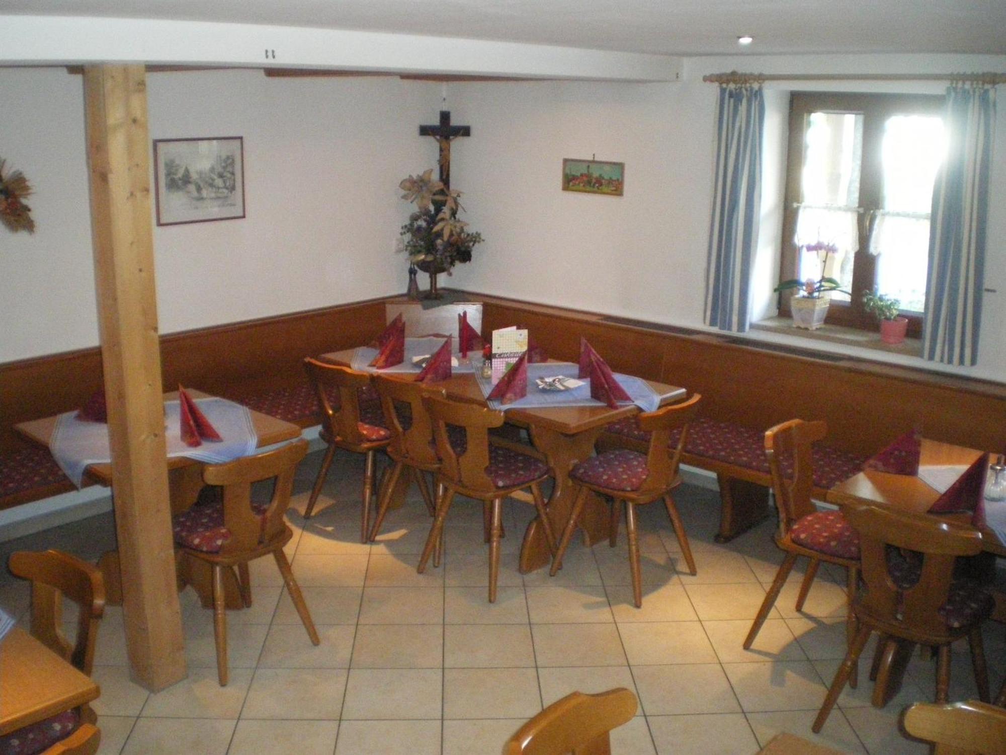 Gasthaus und Landhotel Wiedmann Eresing Exterior foto