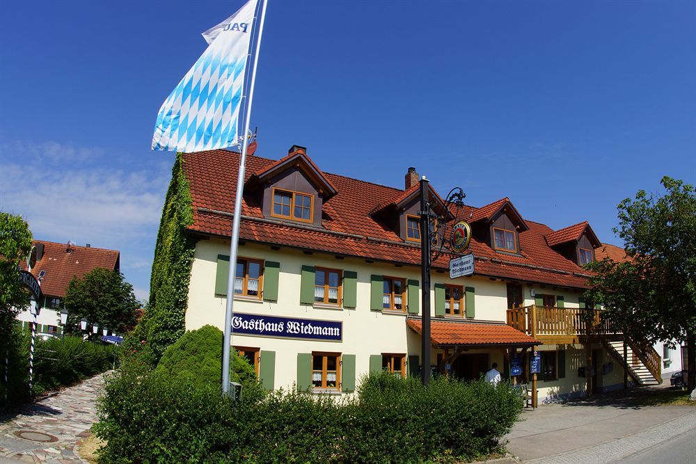 Gasthaus und Landhotel Wiedmann Eresing Exterior foto